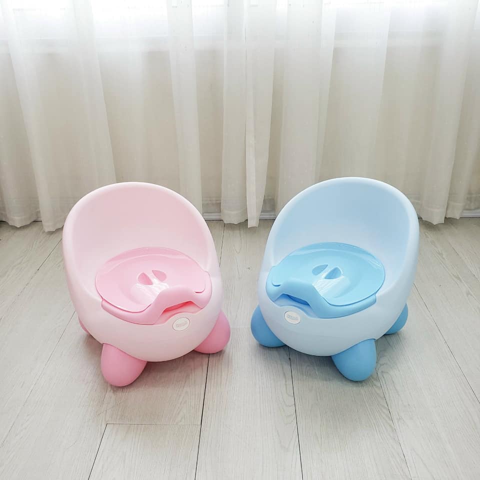 Bô ghế trẻ em HOKORI cao cấp bằng nhựa có tựa lưng cho bé