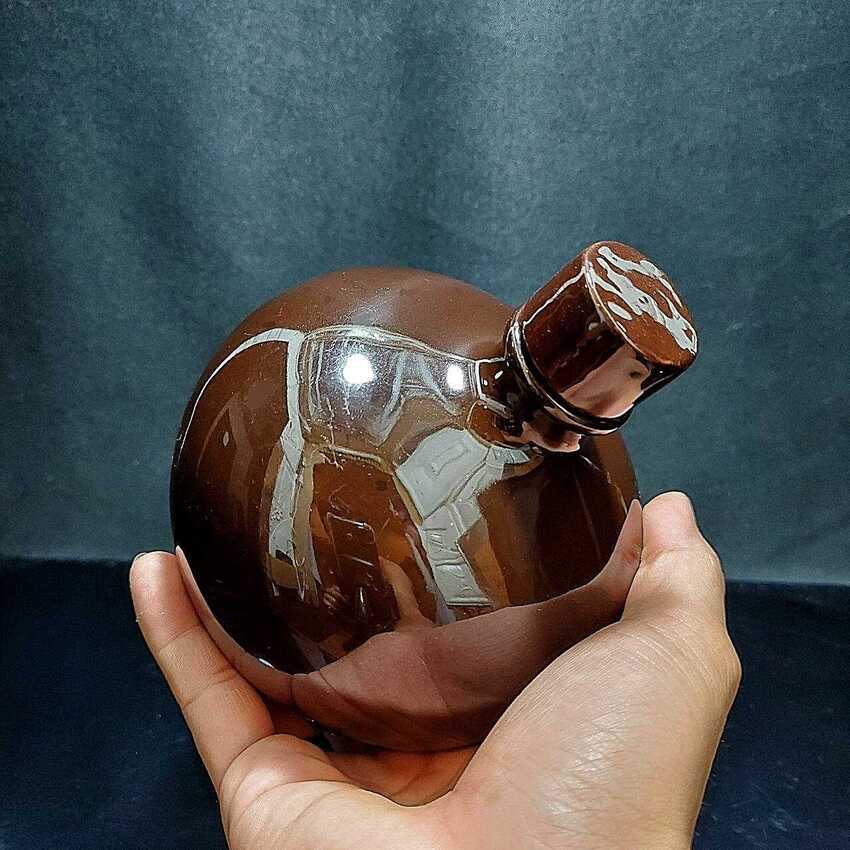 Nậm Rượu 500ML gốm men sứ Bát Tràng mẫu bầu tròn quả thị màu nâu đỏ - Nậm Rượu Bát Tràng cho giới sành tửu – Nậm Rượu Đẹp - Bình Đựng Rượu (L2)