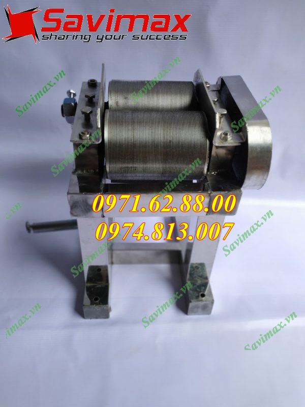 Máy thái bì lợn quay tay bằng Inox Savi TB1100