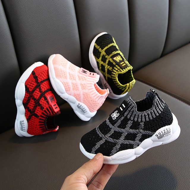 Giày Mùa Thu Cho Bé Logo Nhện Mã 9012ss Size 21-32