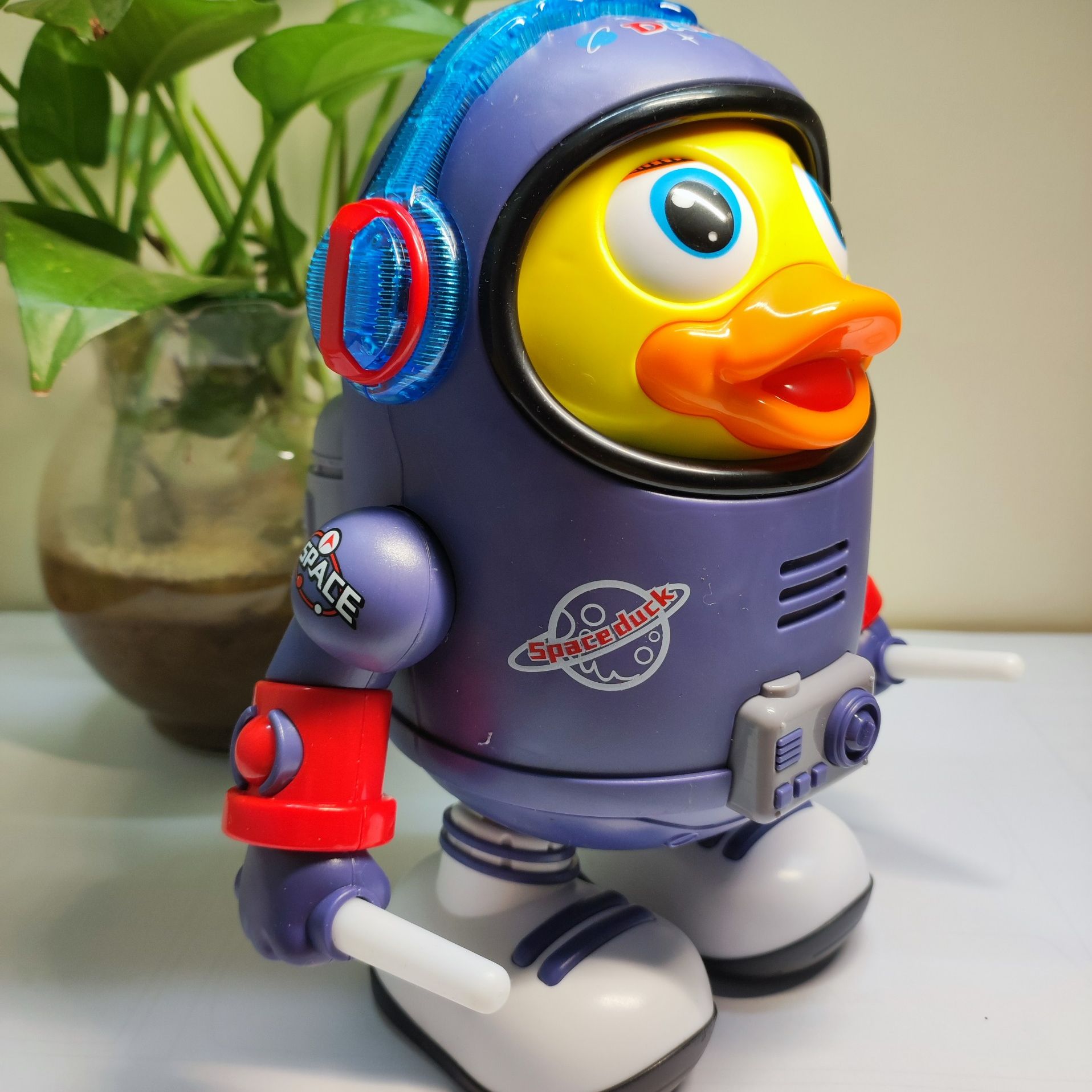 Đồ chơi trẻ em Vịt phi hành gia nhảy múa Space Duck