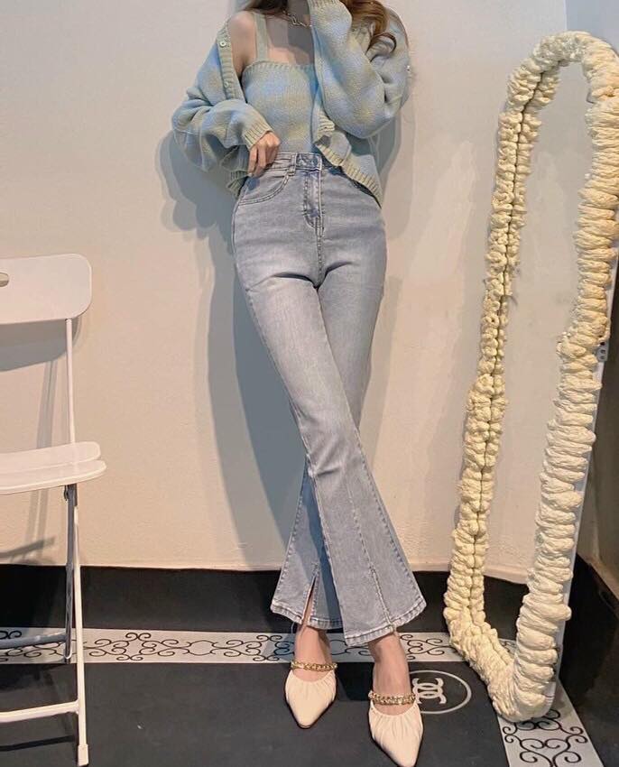 QUẦN JEANS ỐNG LOE XẺ LƯNG CAO