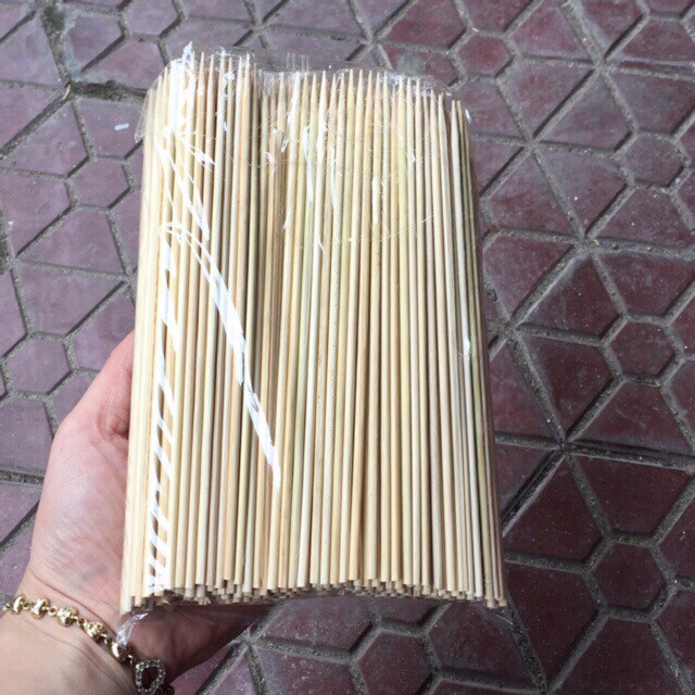 Que gỗ xiên thực phẩm túi 200g dài 20cm