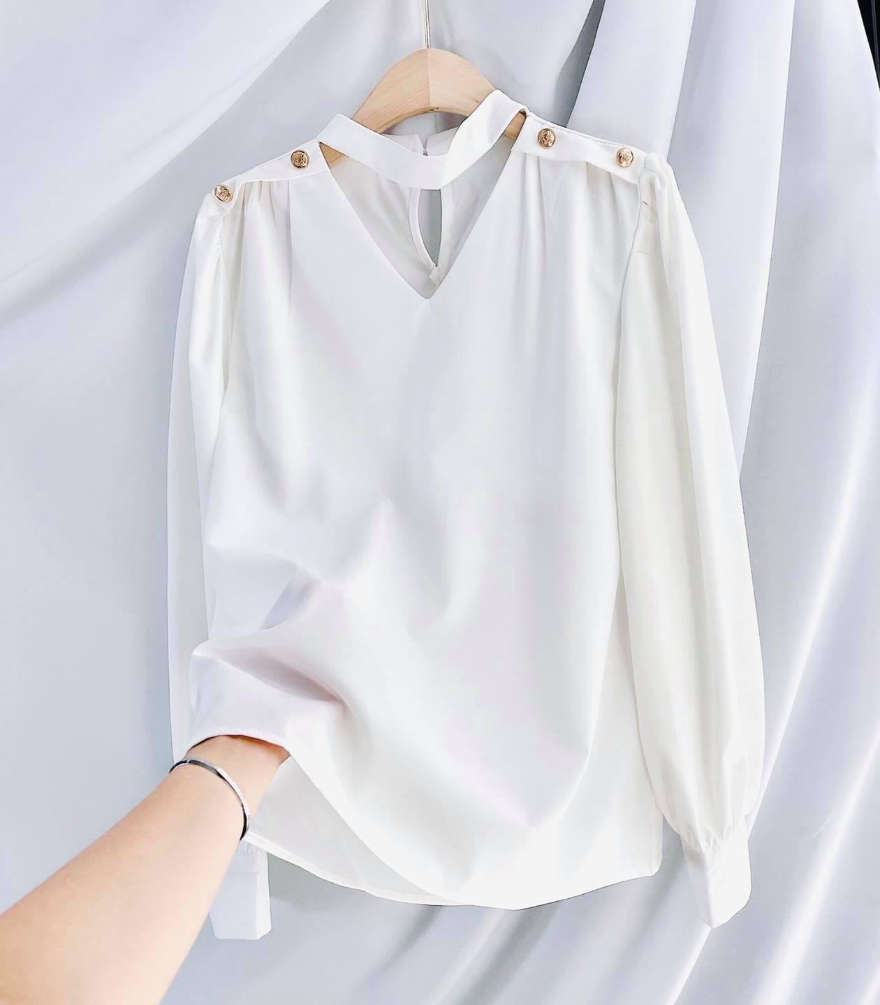 Áo Cổ Cách Điệu Vai Cườm