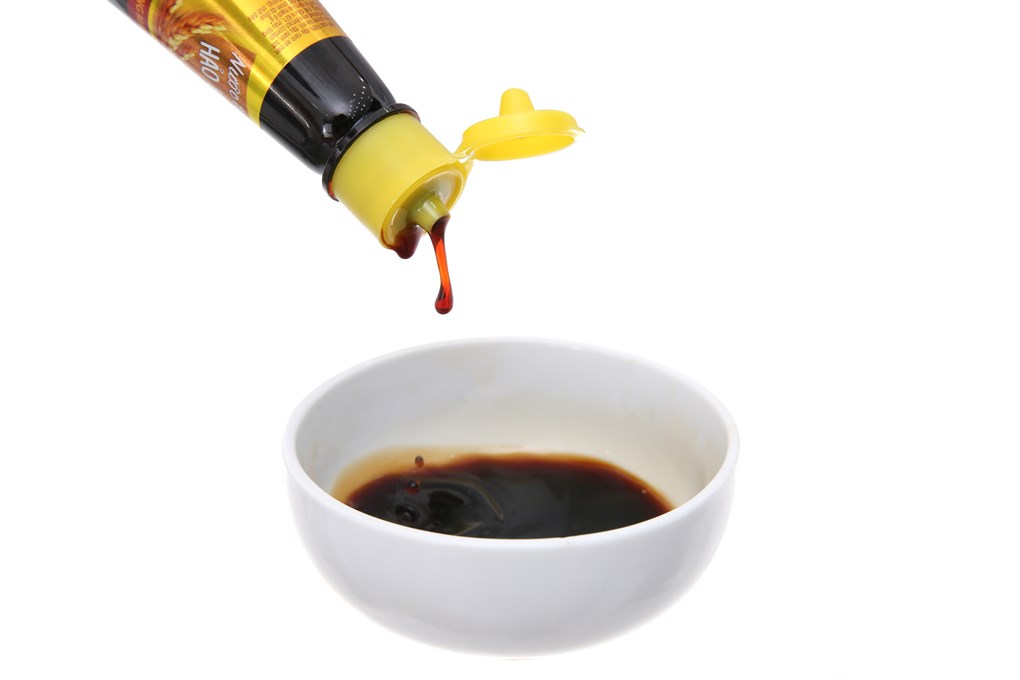 Nước tương hảo hạng Maggi chai 200ml 2 chai