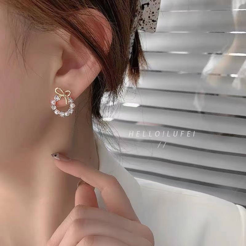 Bông tai nữ Hình nơ phối tròn dễ thương kết hợp cá tính Hàn quốc mẫu mới BT08 bluehope