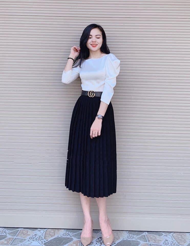Chân váy xếp ly dễ mix đồ
