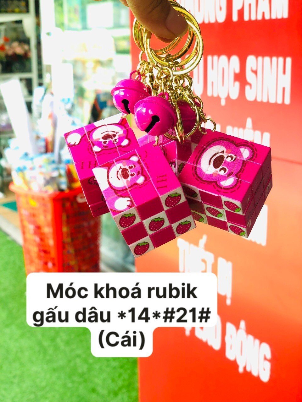 (1 Cái) Móc Khoá Rubik Mini Mẫu Gấu Dâu Lotso