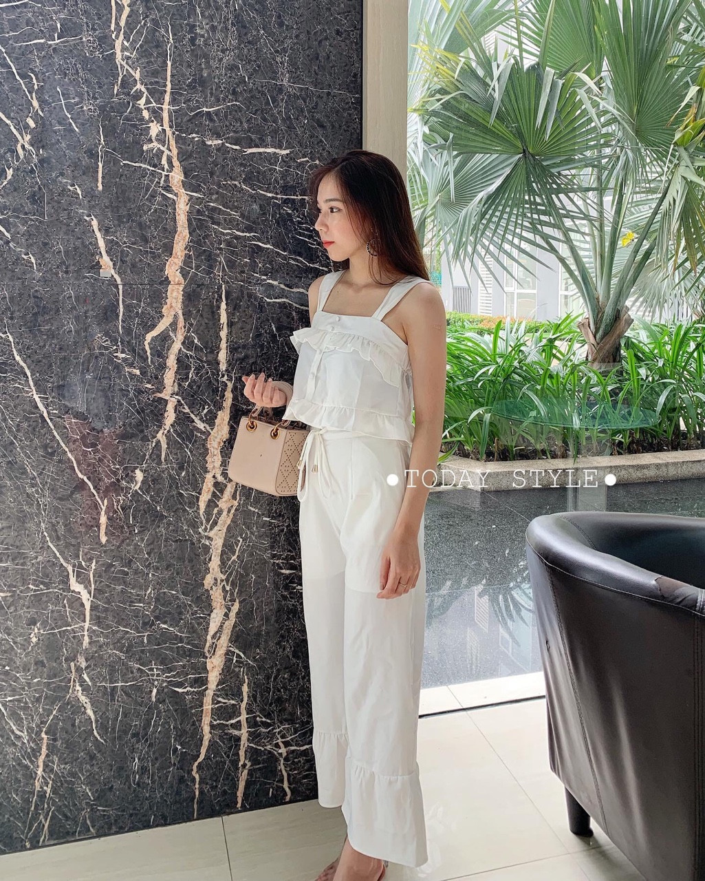 Bộ Jumpsuit 2 Dây nhún Bèo Thời TrangSgr J57