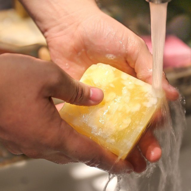 [HCM]Bánh xà phòng LUSH - Bohemian Soap