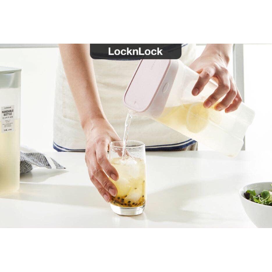 Bình đựng nước Lock&Lock Handle Bottle dung tích 1.4L HAP817