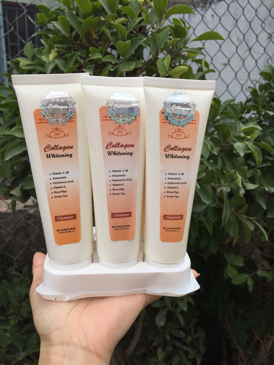 Sữa rửa mặt collagen whitening 701