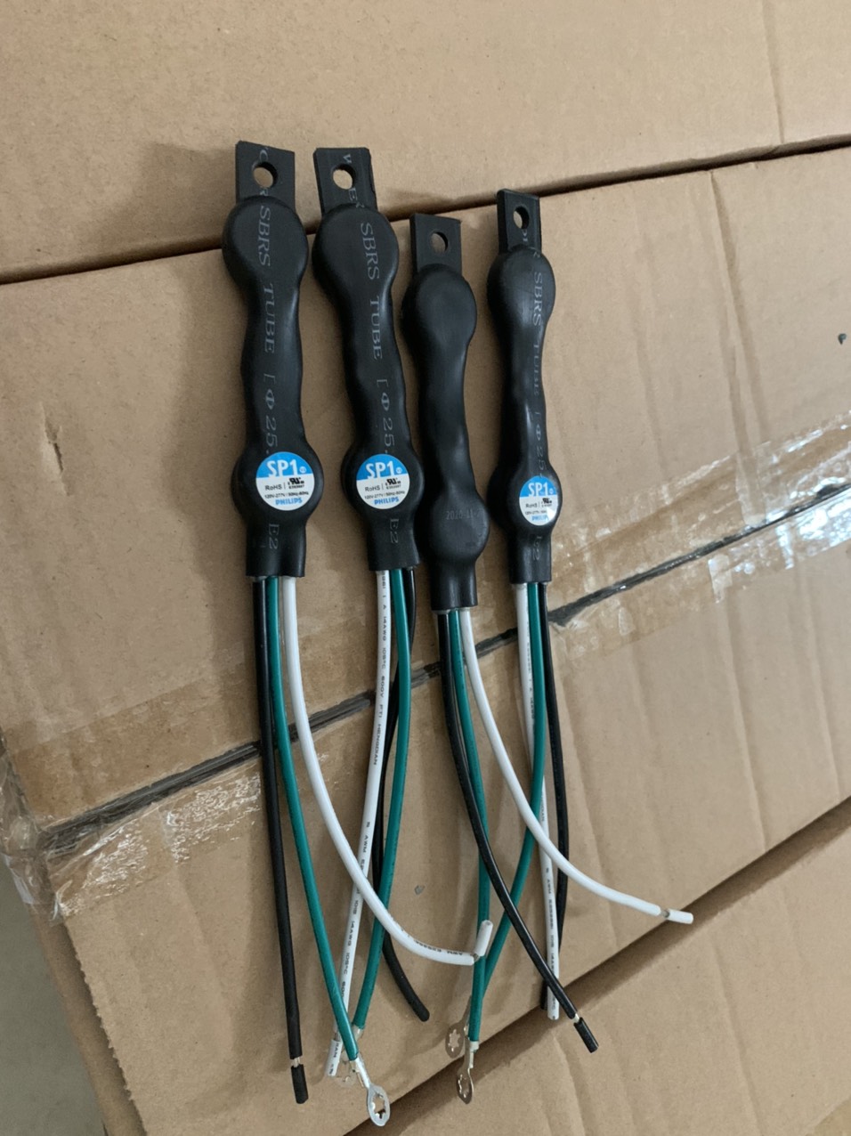 Chống sét Philips cho đèn LED