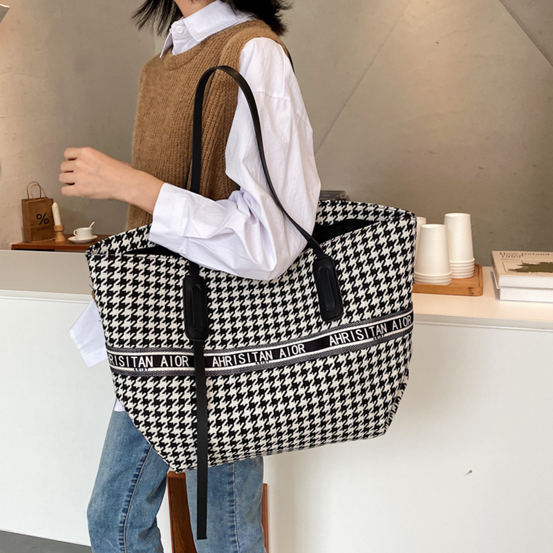 Túi xách bigsize kiểu dáng công sở