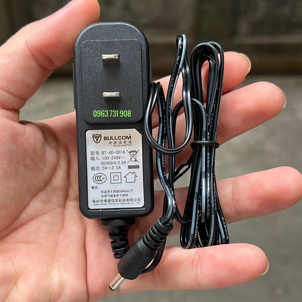 Nguồn sạc 5V 2A chân nhỏ đầu smart box