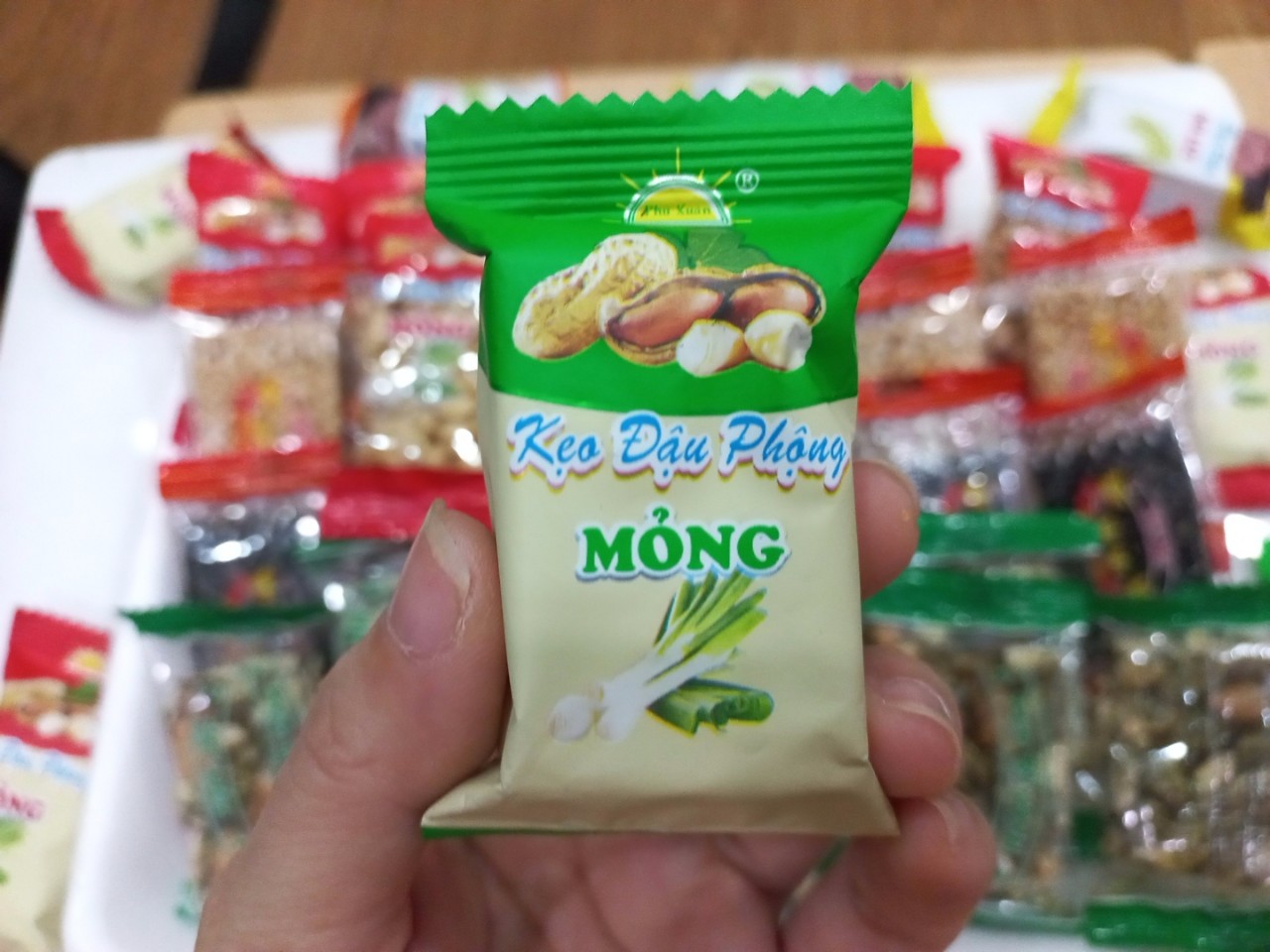Tết 50g Kẹo ĐẬU PHỘNG HÀNH loại đặc biệt thơm ngon - Bánh kẹo tết Phú Xuân