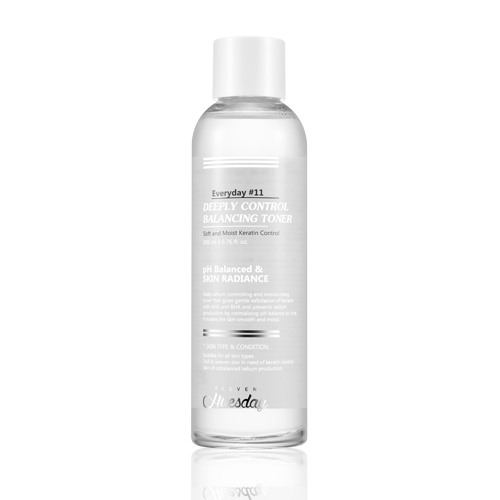 Toner dưỡng ẩm HUESDAY DEEPLY CONTROL BALANCING TONER