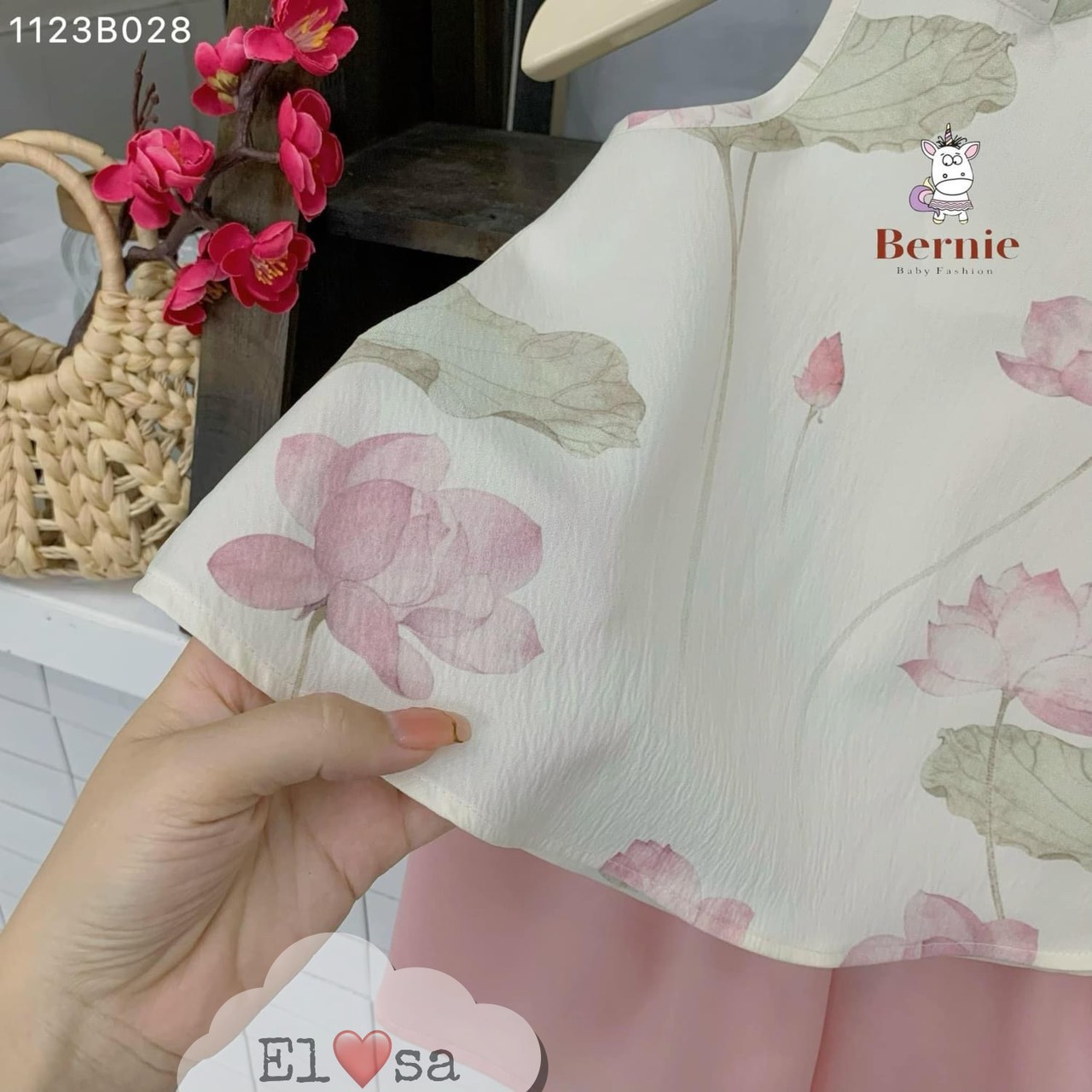 QUẦN ÁO BÉ GÁI-SET HOA SEN CỔ YẾM (8-18KG)ANNAKIDS