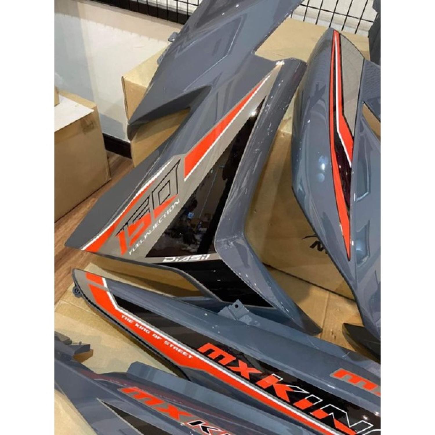 Tem Rời Exciter 150 Mx King Xám Xi Măng