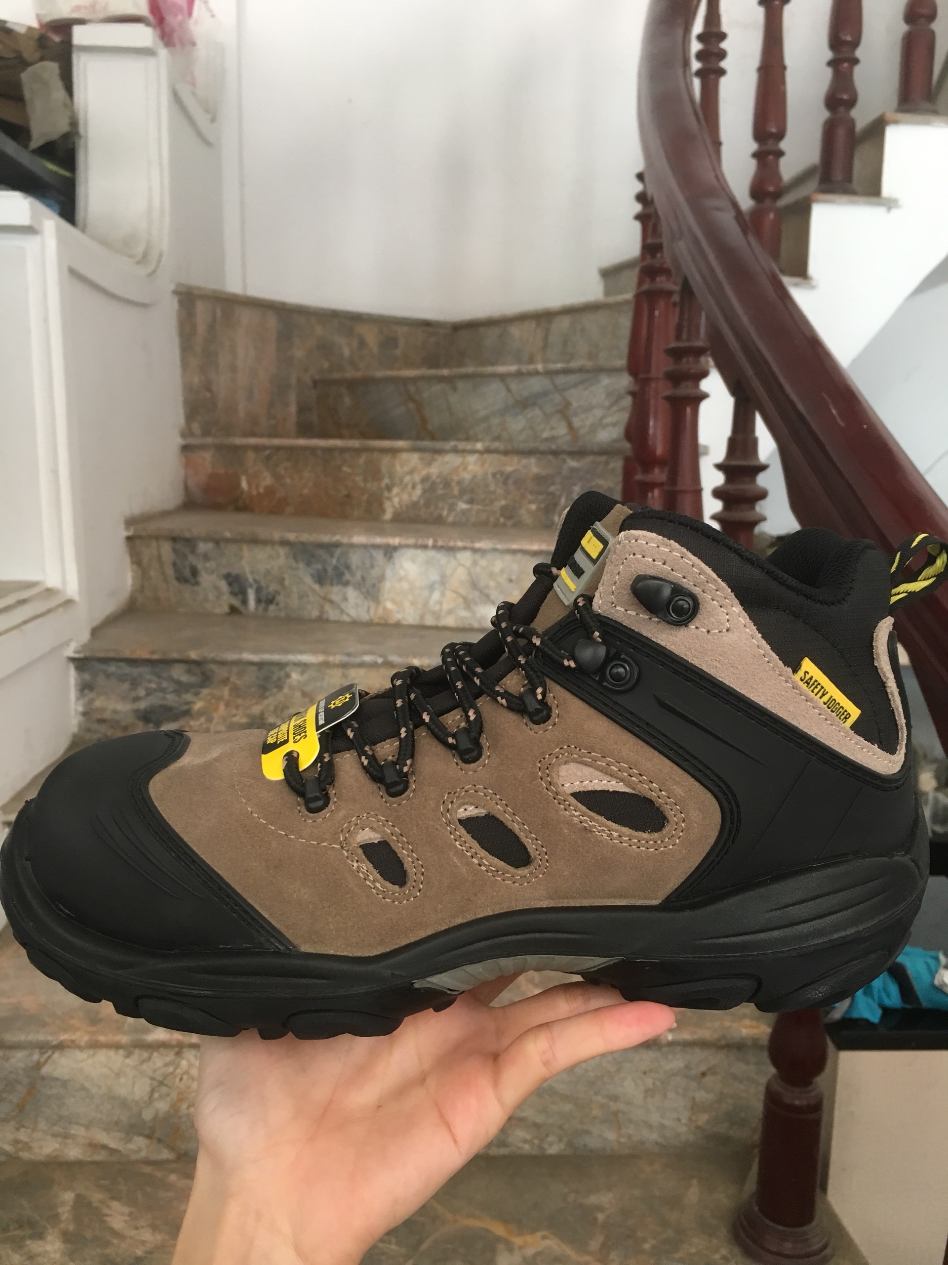 Giày Bảo Hộ Lao Động Safety Jogger Xplore