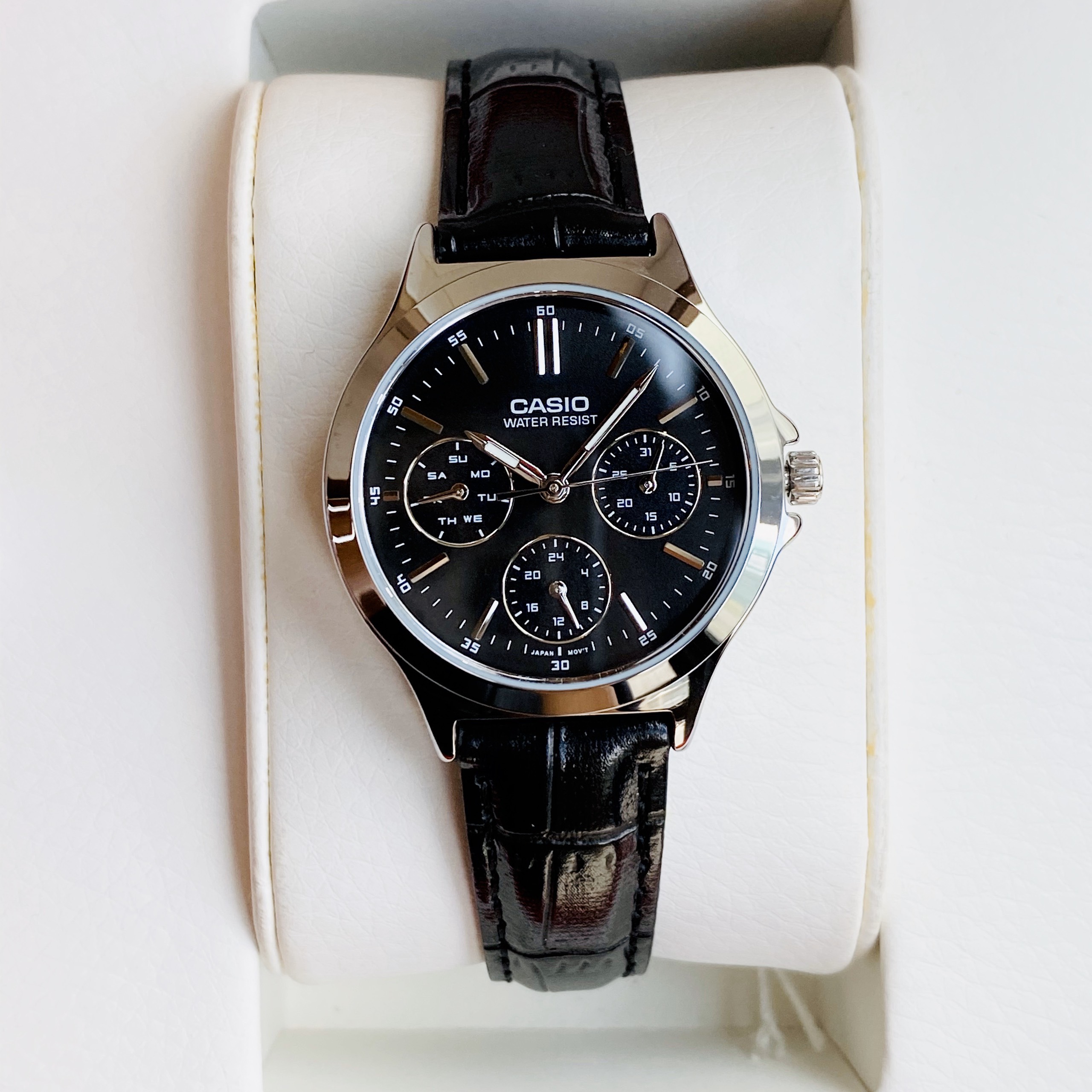 Đồng Hồ Nữ Dây Da Casio LTP-V300L-1A Mặt Đen Fullbox