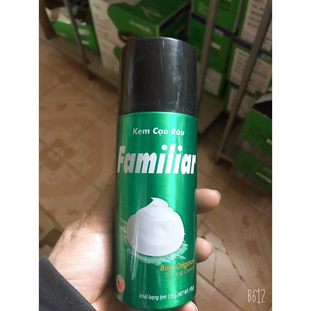 Kem cạo râu Familiar làm mềm râu và không gây rát da khi cạo Familiar