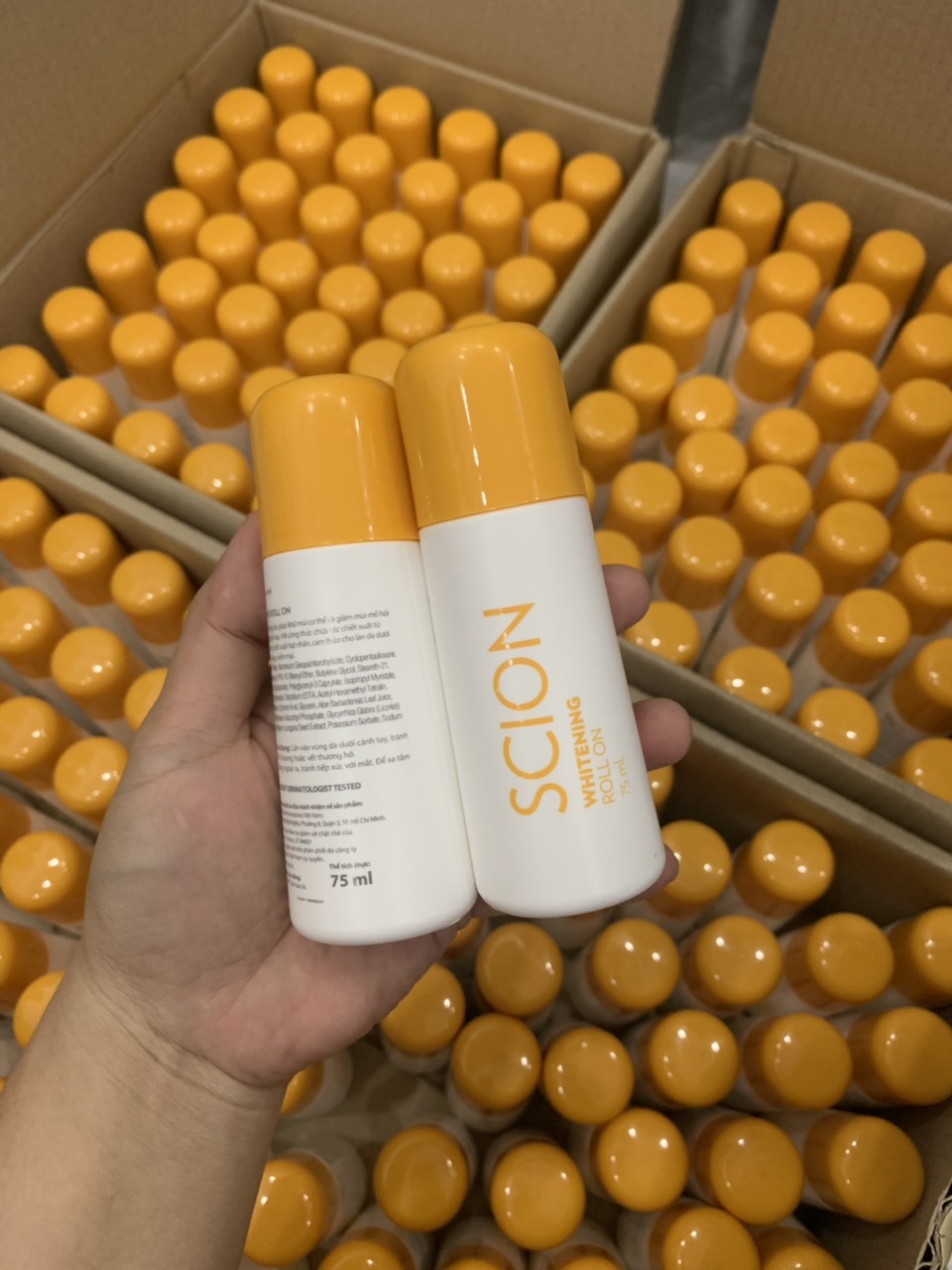[HCM]Bộ 2 lăn khử mùi scion nuskin