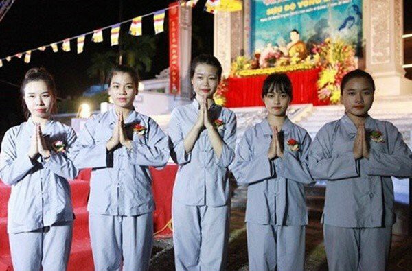 Bộ Phật tử La Hán Nam , Nữ vải Kate
