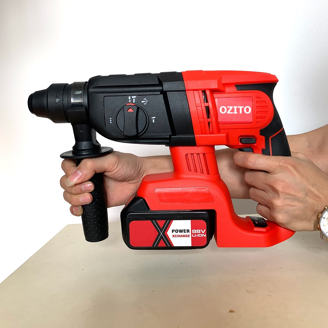 Máy khoan bê tông dùng pin 3 chức năng 188V OZITO - Máy khoan đục Bê tông không chổi than - Máy đục tường pin 10 CELL