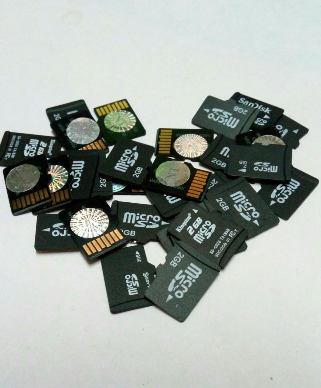 Thẻ nhớ điện thoại 2g bảo hành 12 tháng
