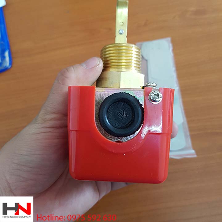 Công tắc dòng chảy DN25