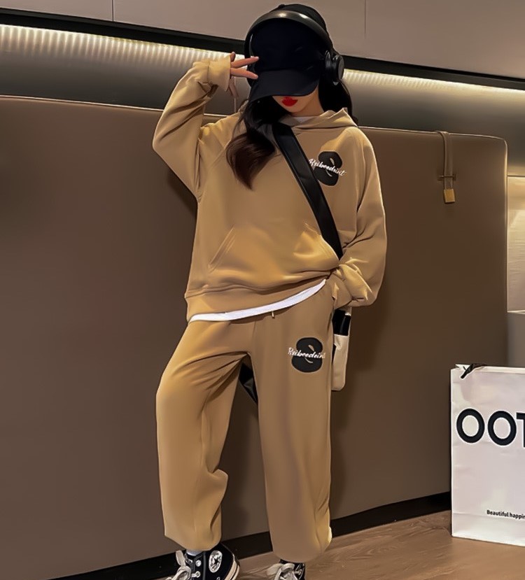 Bộ quần áo nỉ hoodie bé gái 18-48kg từ 4-14 tuổi mẫu RIS. Đồ bộ bé gái, set đồ bé gái, bộ quần áo thu đông bé gái