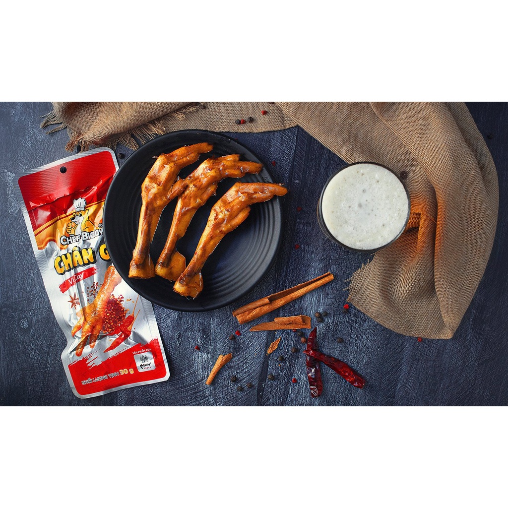 1 chiếc Chân Gà CHEF BIGGY vị cay