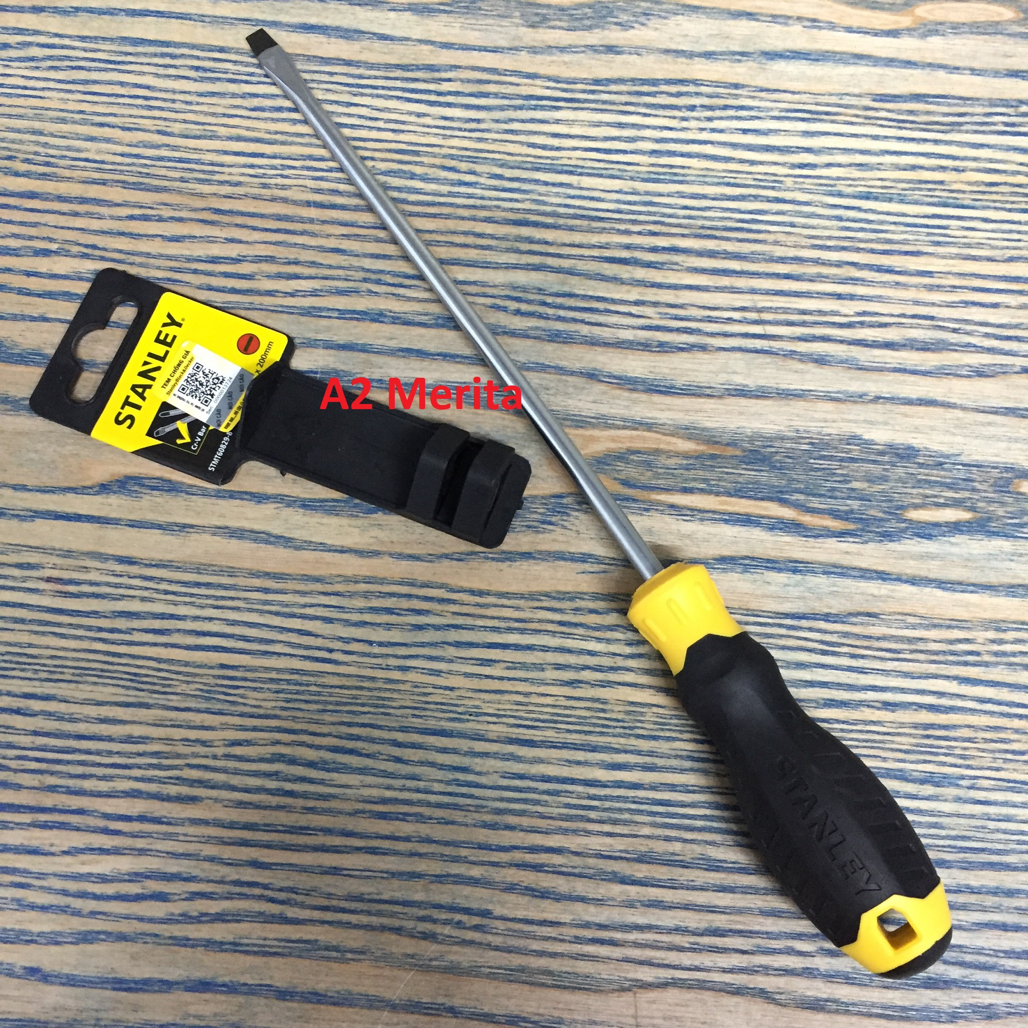 Tua vít dẹp 6.5x200mm có từ stanley stmt60829-8