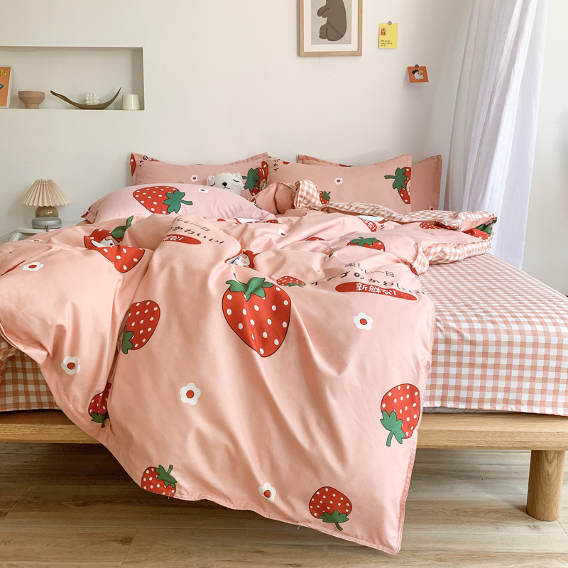 [FREESHIP] Bed Sheet And 2 Pillowcase Set 4 Pieces Cheap Pattern Japanese Strawberry Imported Cotton Poly Fabric Matterial Korean Style Durable Color Machine Wash Comfortable For Mattress 1M2, M4, M6, M8, 2M