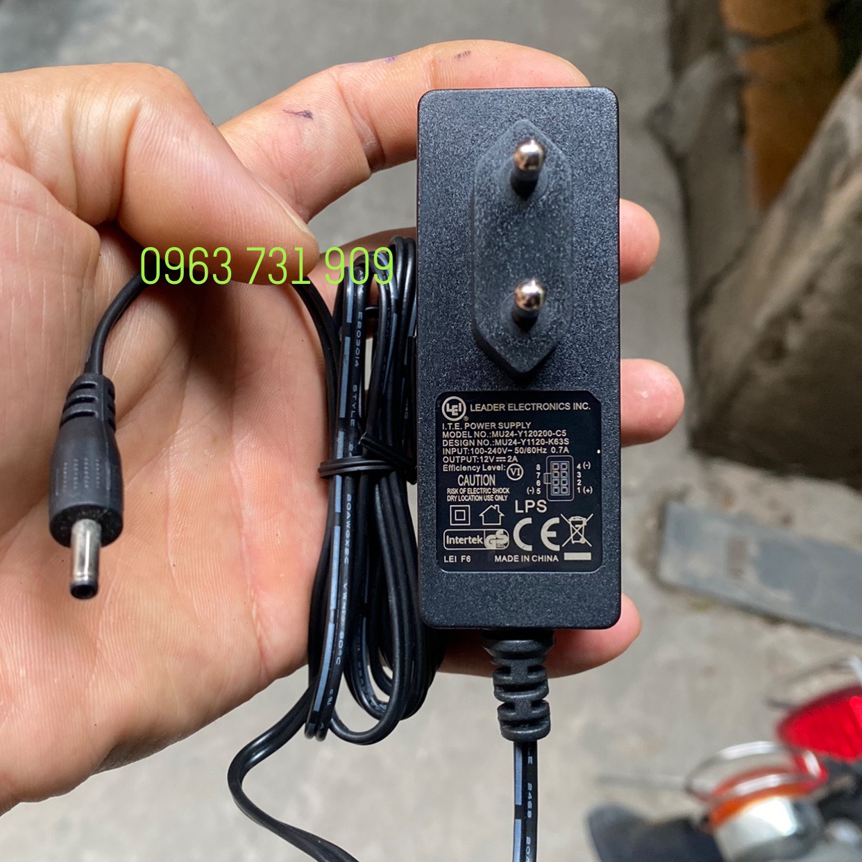 Sạc laptop Hansung 12v 2A