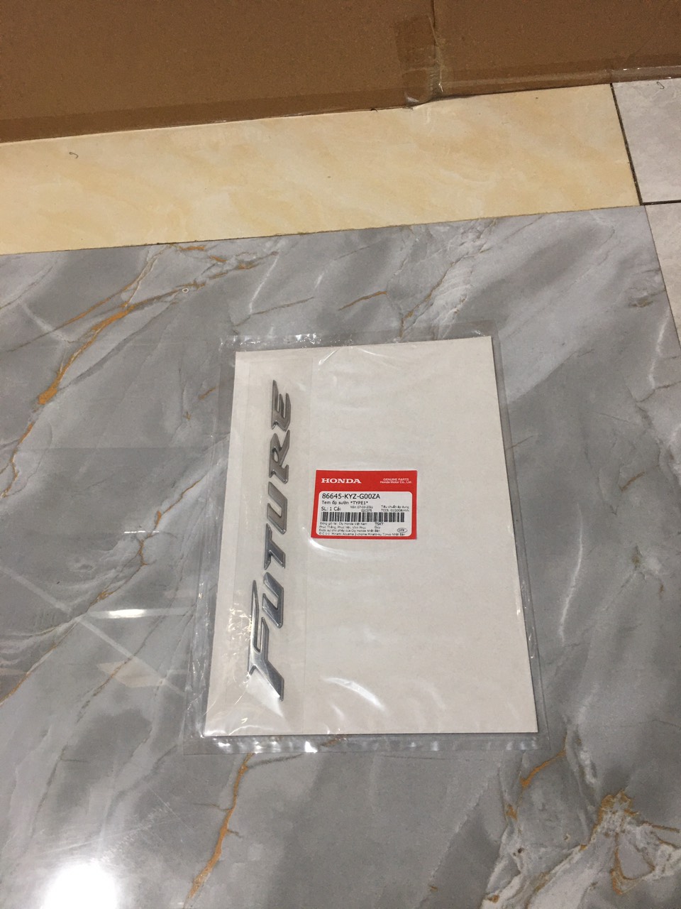 Tem ốp sườn *TYPE1* Future 125 (86645KYZG00ZA)