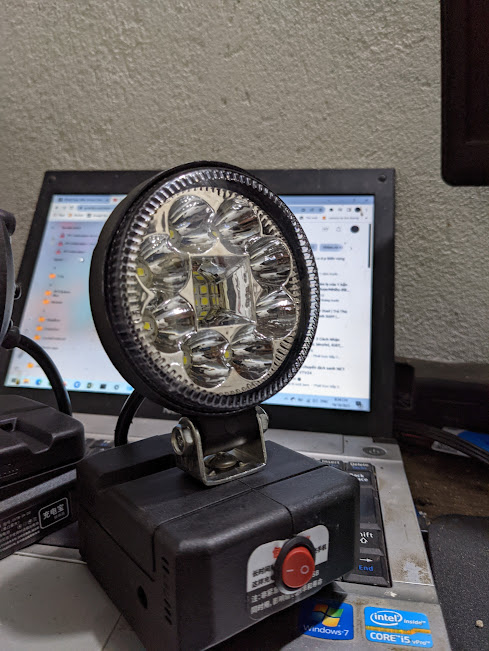 Đèn Pin Led, Đèn Pha Led , sạc usb Dùng Pin DCA Dongcheng 20V