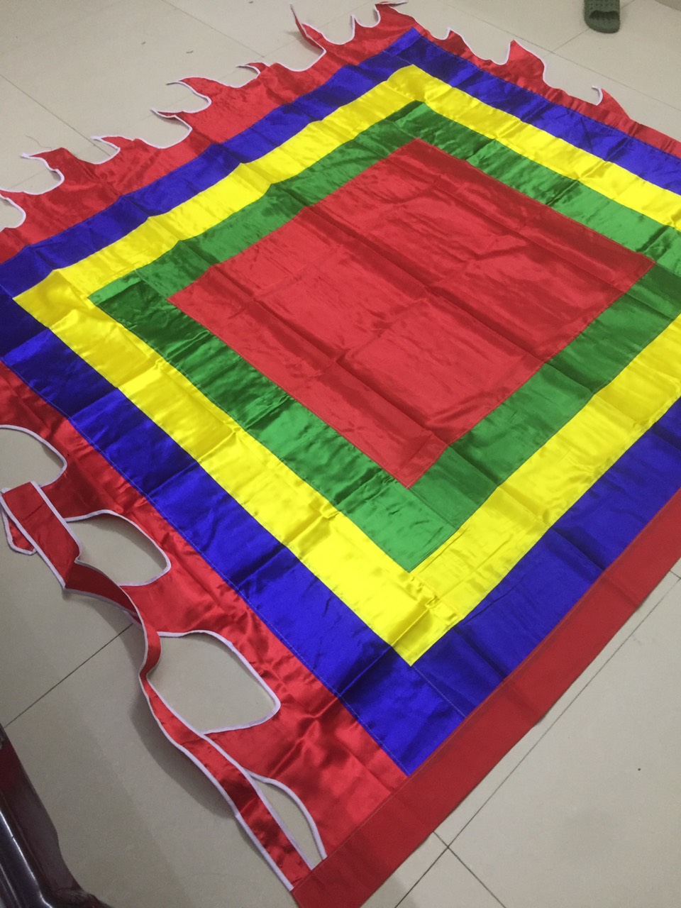 Cờ Ngũ Sắc - Cờ Thần Loại 2x2m