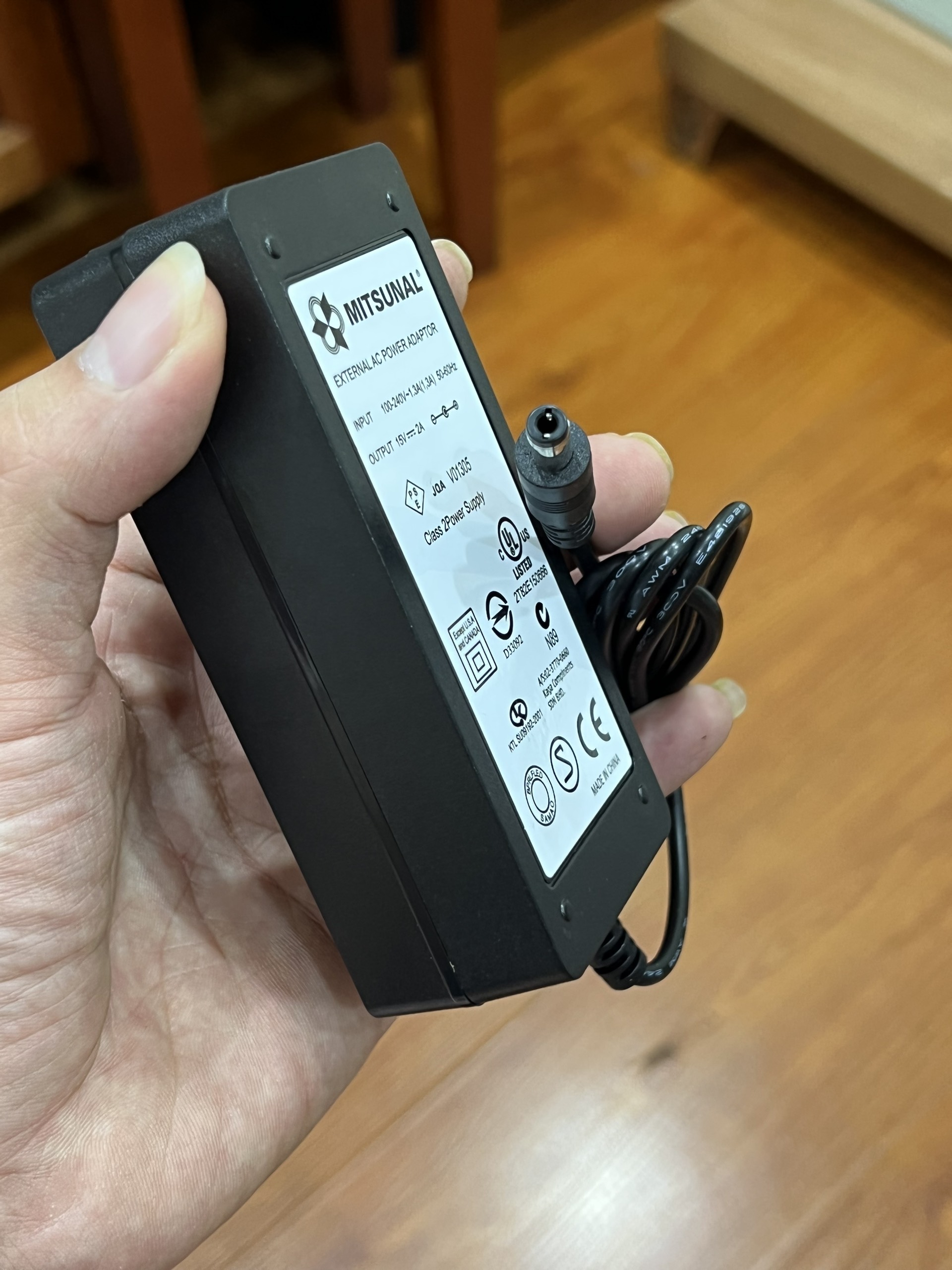 Adapter 15v 2A hàng cao cấp loại tốt