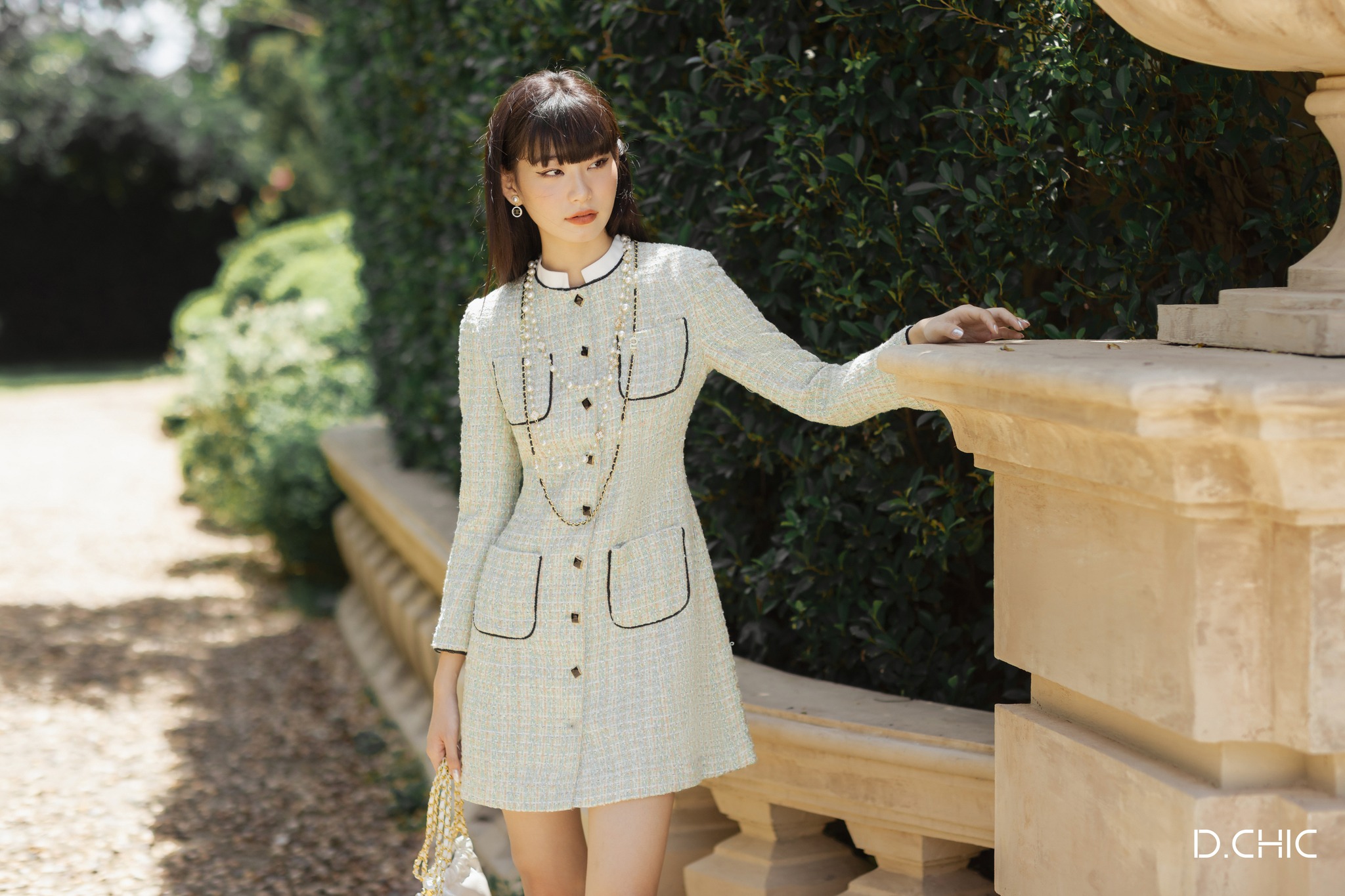 D.CHIC Váy tweed ôm phối cổ 1 hàng cúc MS: 2813334