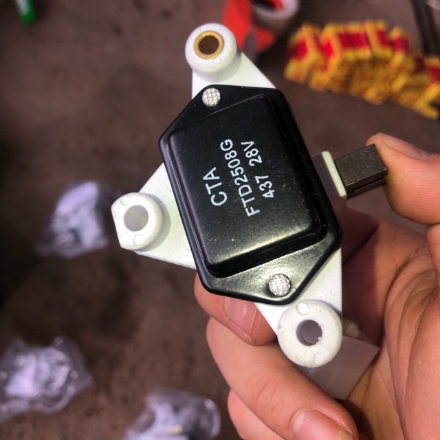 Sản phẩm gia đình làm: phutungthaythe| Ic máy phát Hổ vồ ( tiết chế máy phát Hổ vồ 2 chân ), phụ kiện thay thế, đồ bền cao, cam kết sản phẩm được y như hình