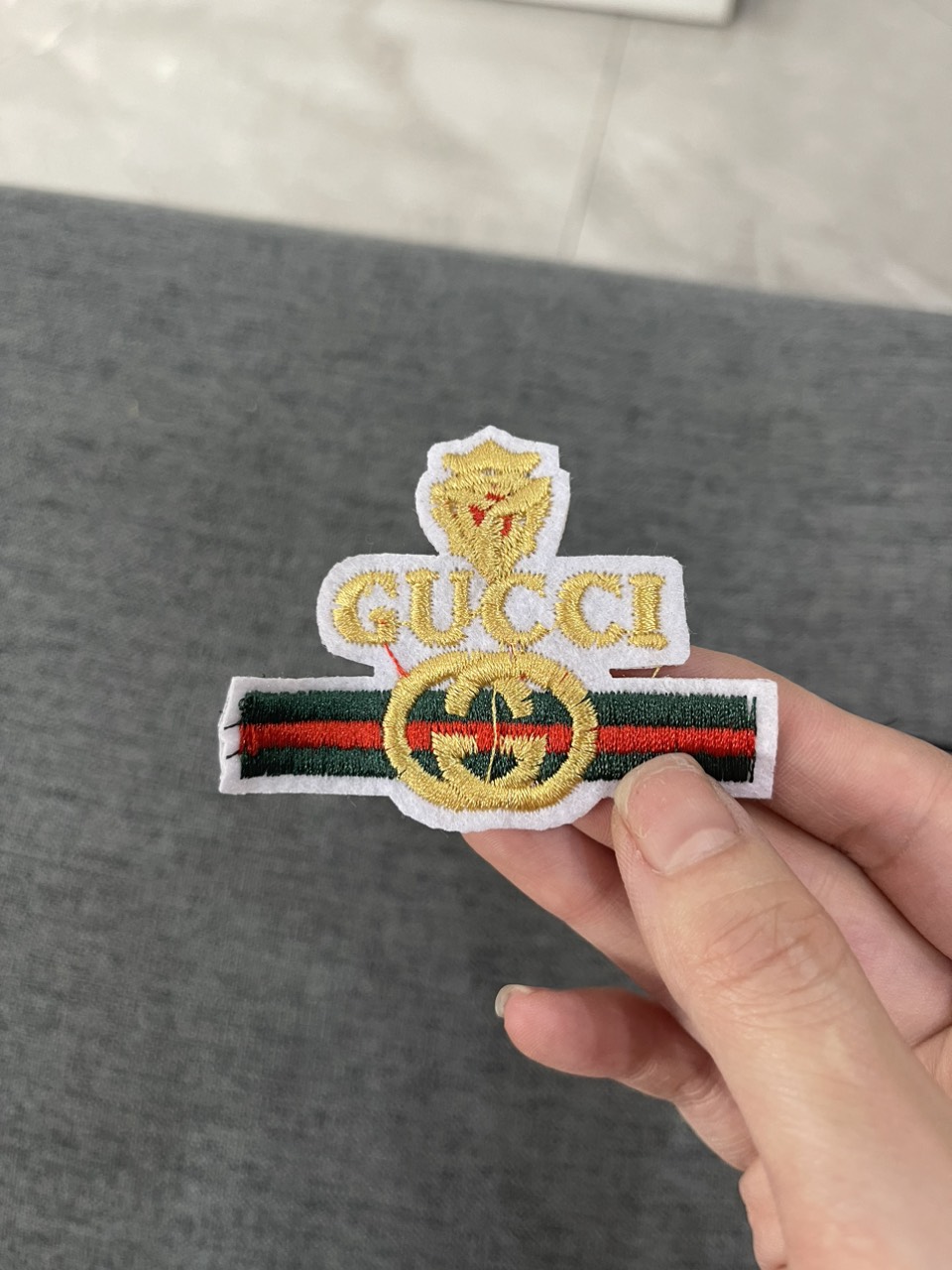Miếng Sticker Thêu Ủi hình logo thương hiệu cao cấp