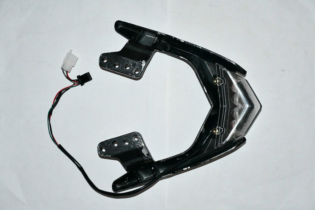 CẢNG SAU EXCITER / 150 / 155 + WINNER V1 / V2 CÓ ĐÈN