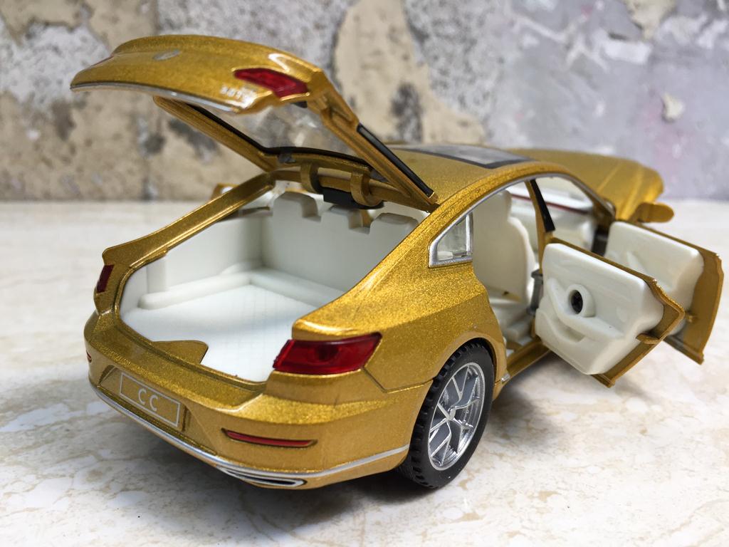 [HCM]Mô hình xe ô tô Volkswagen CC 2019 1:32