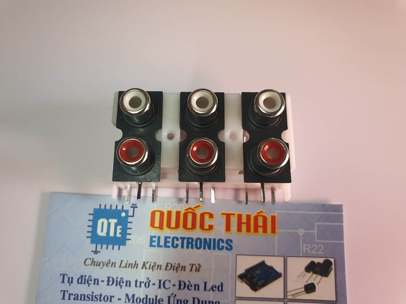Combo 2 jack Av 6 lỗ (thân trắng)