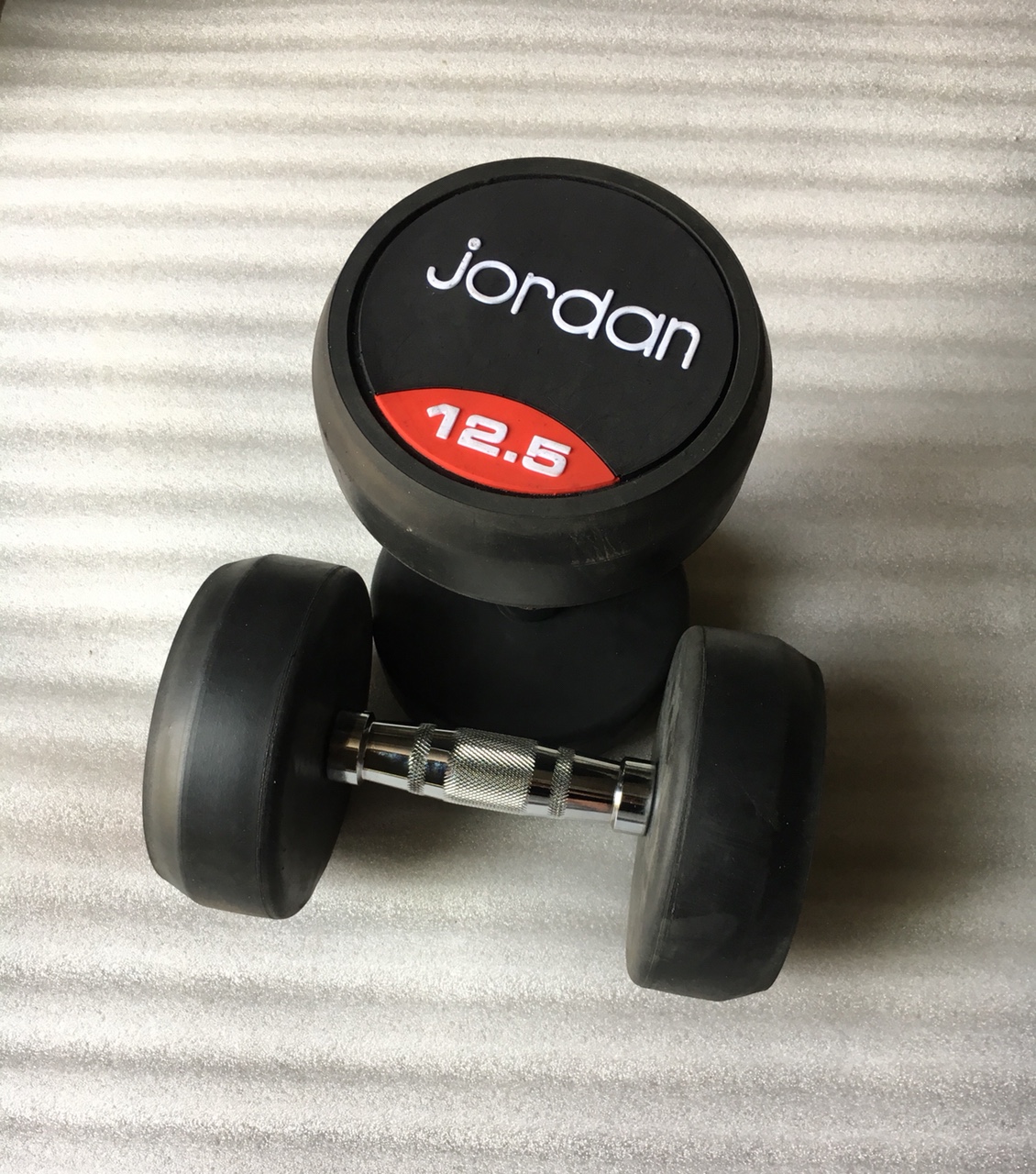 Tạ tay cao su jordan 12.5kg (1 đôi)
