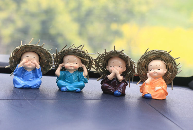 Bộ 4 tượng chú tiểu tứ đội nón rơm