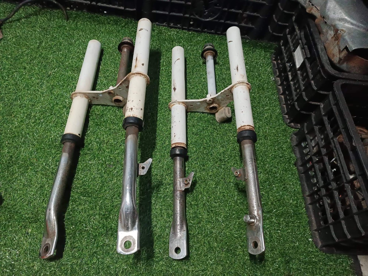 giảm sóc trước honda chaly ( hàng tháo xe)