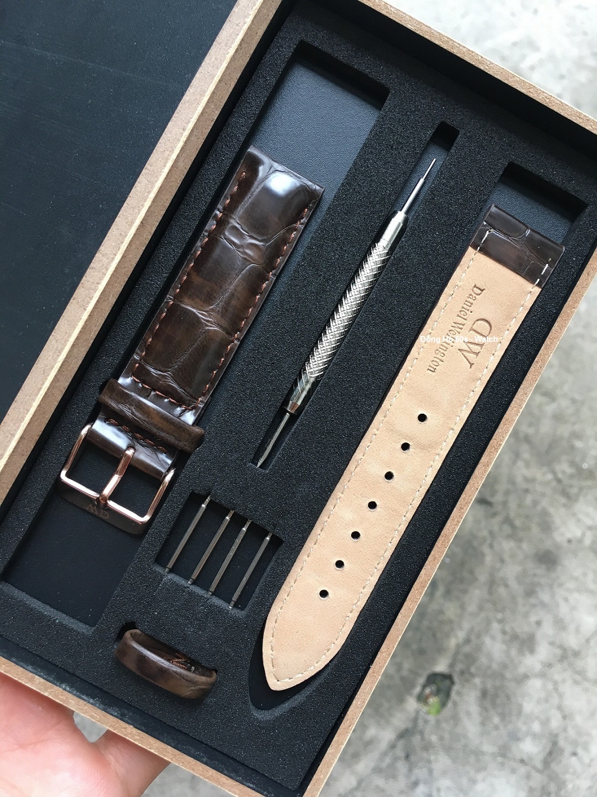 Grained Leather Strap Size 19mm for Dw Watches